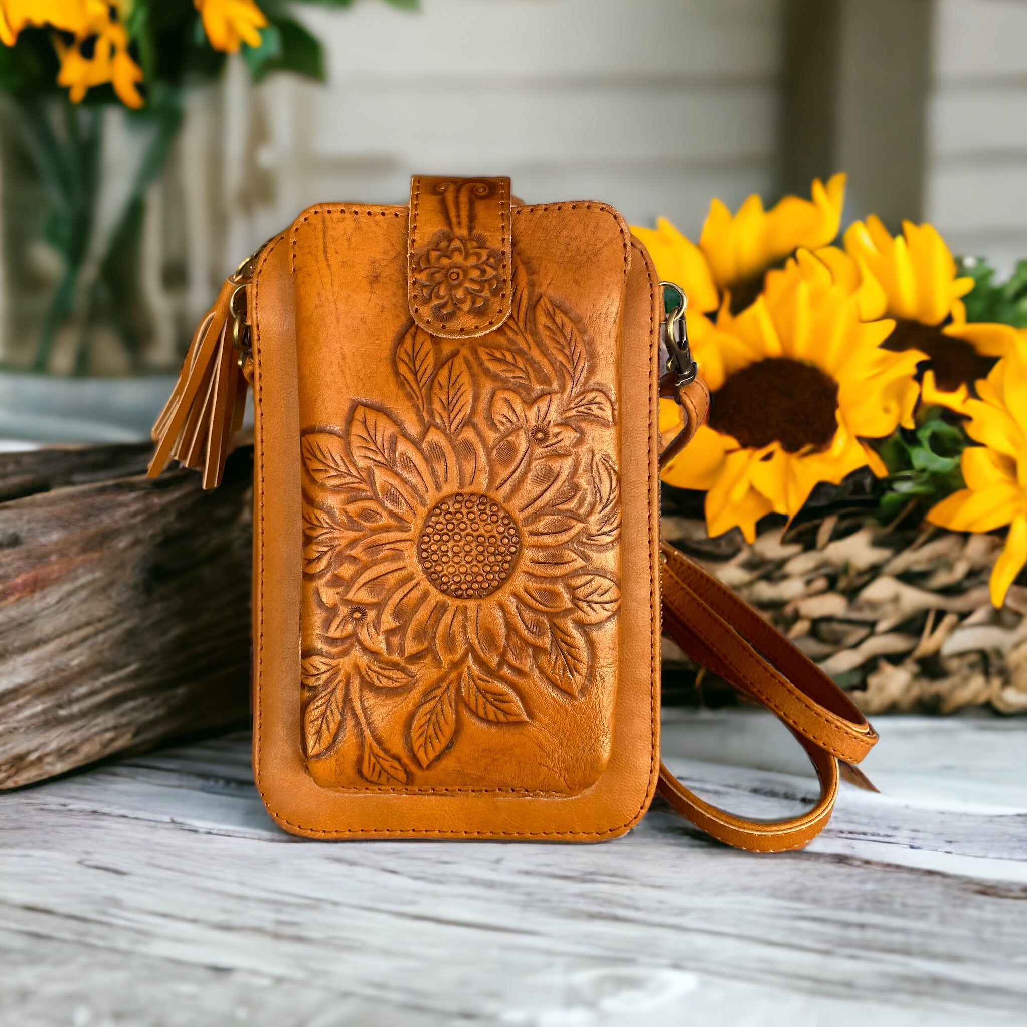 Sunflower Phone Wallet Tan