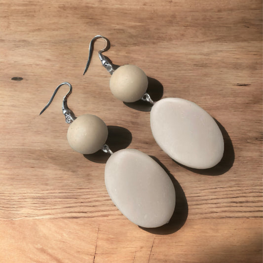 Resin Beaded Earring - Beige