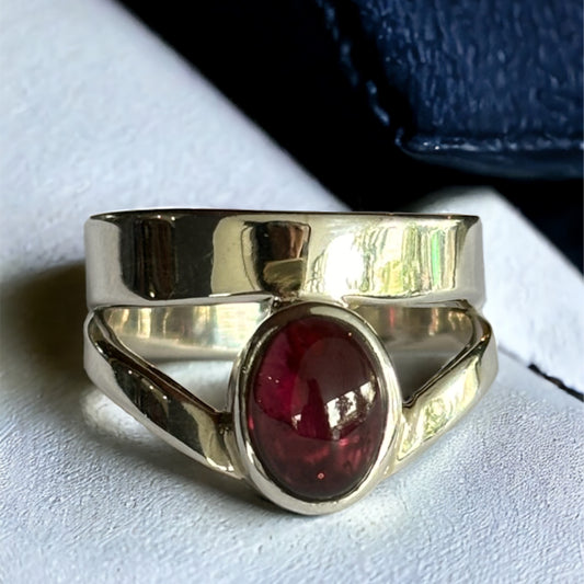 Garnet sterling silver ring