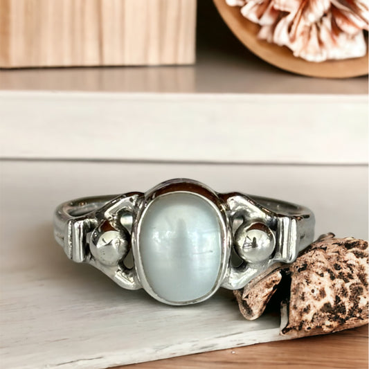 Oval Pearl sterling silver ring