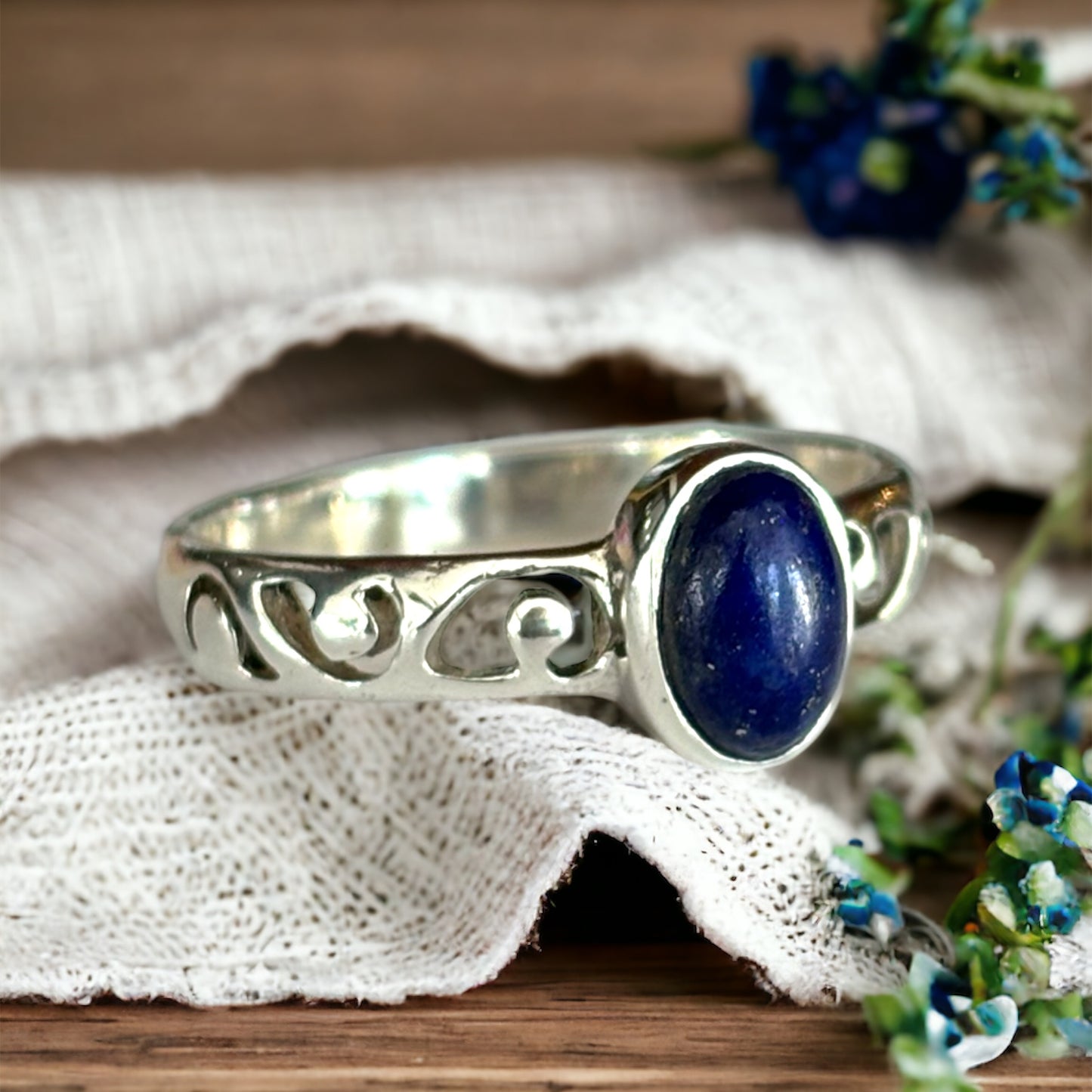 Lapis Lazuli oval sterling silver ring