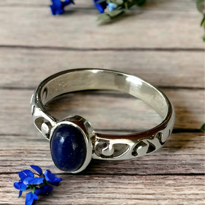 Lapis Lazuli oval sterling silver ring